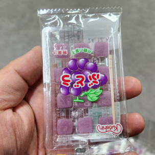 Mochi candy grape flavor 13g <br> 모찌 캔디 포도맛 13g